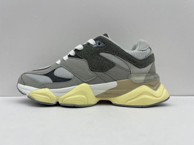 Chunky lifestyle runner reference, style family 3186